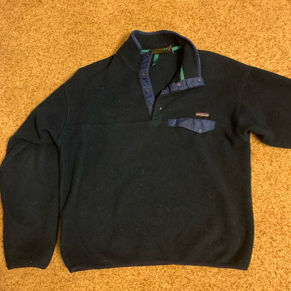 Navy blue Size large Patagonia Pullover